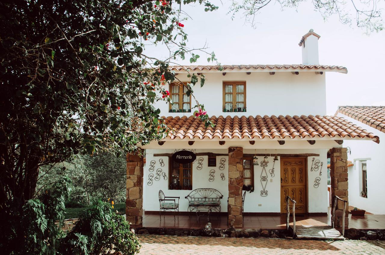 El Pueblito Hotel Boutique Samaipata Exterior photo